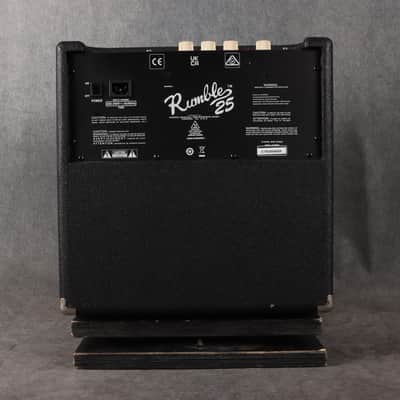 Fender Rumble 25 - 2nd Hand image 7