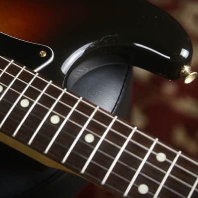 1997-2000 Fender Stratocaster ST62-80 Texas Special, Crafted in Japan - 2 Tone Sunburst image 15