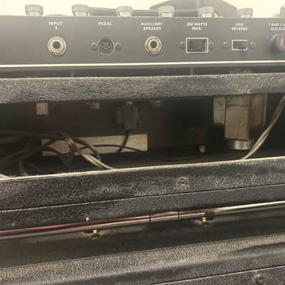 Vox V1081 Berkeley II 45 watt solid state with cabinet v4081 speaker cabinet 2x10 image 7
