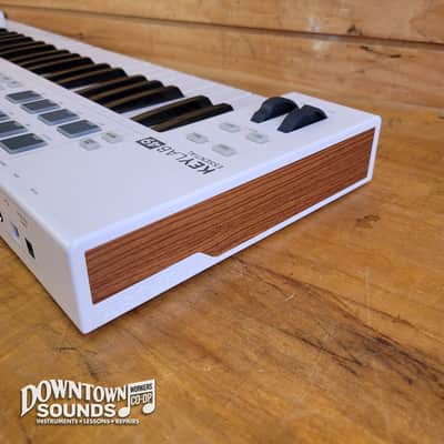 Arturia KeyLab49 Essential MKII Midi Controller - White image 8