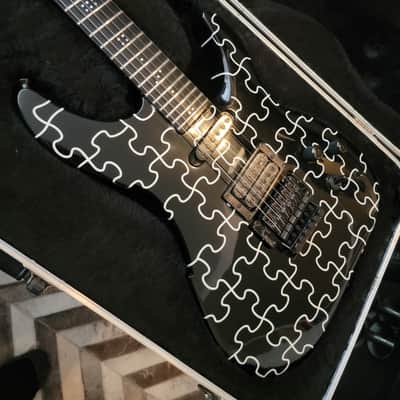 Peavey Vandenberg Custom - Black Puzzle image 2
