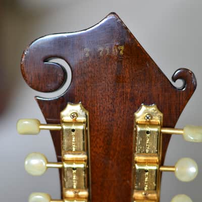 Vintage 1957 Gibson EM-200 solidbody electric florentine mandolin image 10