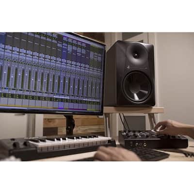 Mackie MR524 5" 2-Way Powered Studio Monitor (Single) image 4