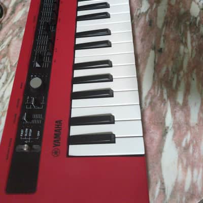 Yamaha Reface YC Mini Mobile Keyboard 2015 - Present - Red image 3