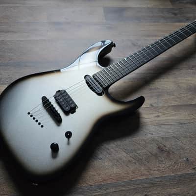 Jackson Custom Shop Soloist - Silverburst image 4