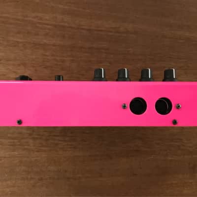Critter & Guitari Bolsa Bass 2010s - Pink image 6