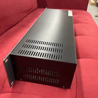 dbx 1231 Dual Channel 31-Band EQ - Black image 6