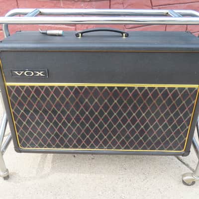 VOX 1968 SUPER BERKLEY lll Model V-4083 2-10" CELESTION BLUE BULLDOG CABINET on FRAME w/WHEELS ORIGINAL CLEAN image 2