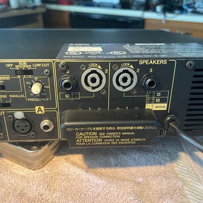 Yamaha P3500S Power Amp with rack mount bolts and washers image 7