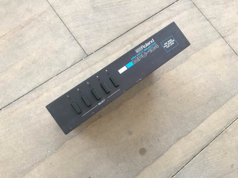 Roland MPU-104 MIDI Input Selector (Made in Japan) image 1