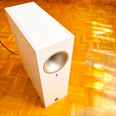 Yamaha NS-SW210 Active Slim Subwoofer –White – Excellent Condition – Fully Working! image 12
