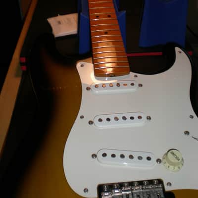 Fender Stratocaster 57 reissue 1997 - two tone image 9