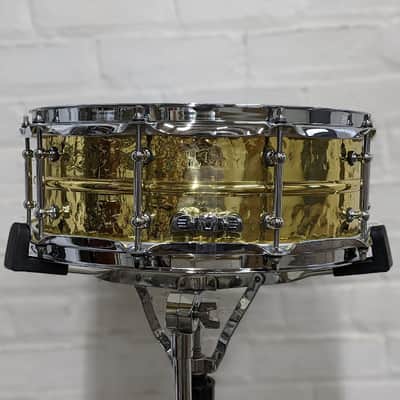 Ludwig 5x14" Hammered Brass Snare Drum with Tube Lugs image 7