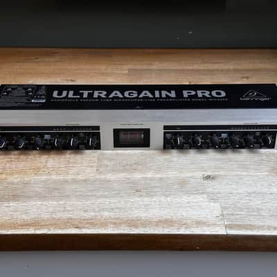 Behringer: MIC2200 Ultragain Pro - User review - Gearspace