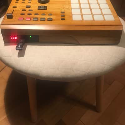 Akai MPC2000 Custom with New Purple-Pink Display+USB Floppy Emulator+Fat Pads like a new condition image 5