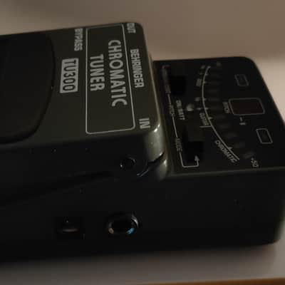 Behringer TU300 Chromatic Tuner image 2