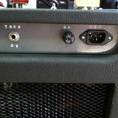SHO Amplification - 7591 25 watt, 2x10 combo w/ tube tremolo image 13