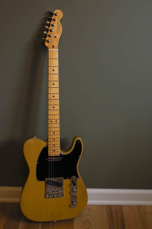 Fender American Professional II Telecaster with Maple Fretboard 2020 - Present Butterscotch Blonde