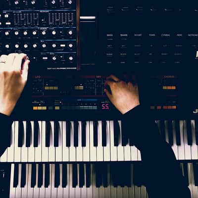 Making A Beat | Hardware To Software - MPC2000XL | Synthesizers | Ableton Live - FREE Beat Download image 3