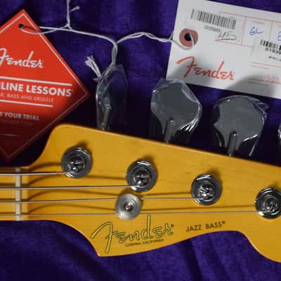 Fender American Professional II Jazz Bass, Olympic White / Maple *IN STOCK* image 3