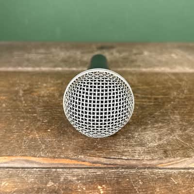 Shure BETA 58A Handheld Supercardioid Dynamic Microphone 1996 - Present - Black image 4