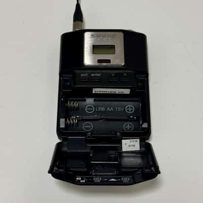2x Shure AD1-G57 Axient Digital Wireless Bodypack Transmitters with TA4 Connector (G57: 470 to 616 MHz) image 5
