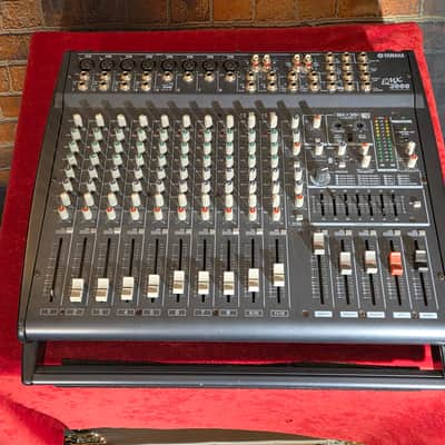 Yamaha EMX860st Powered Mixer 8 Channel 600W, Effects, EQ, More