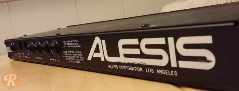 Alesis Midiverb II 16-Bit Digital Effects Processor image 4