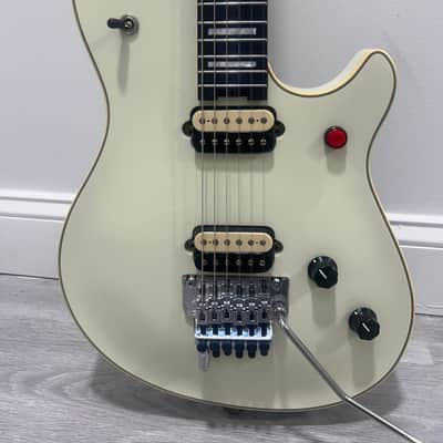 EVH MIJ Series EVH Signature Wolfgang 2023 - Present - Ivory image 1