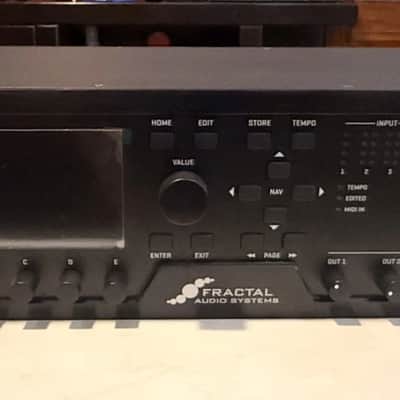 Fractal Audio Axe-FxI II Preamps FX Processor w/ FC-12 Foot Controller image 2