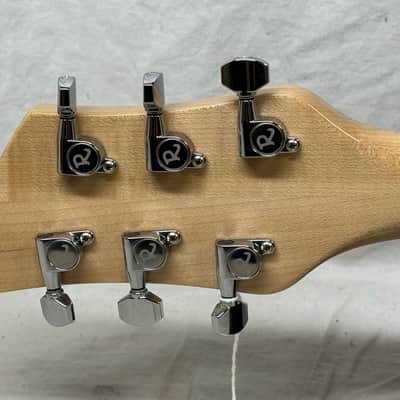 Rickenbacker USA Model 620 Guitar with Case - Mapleglo / Natural image 11