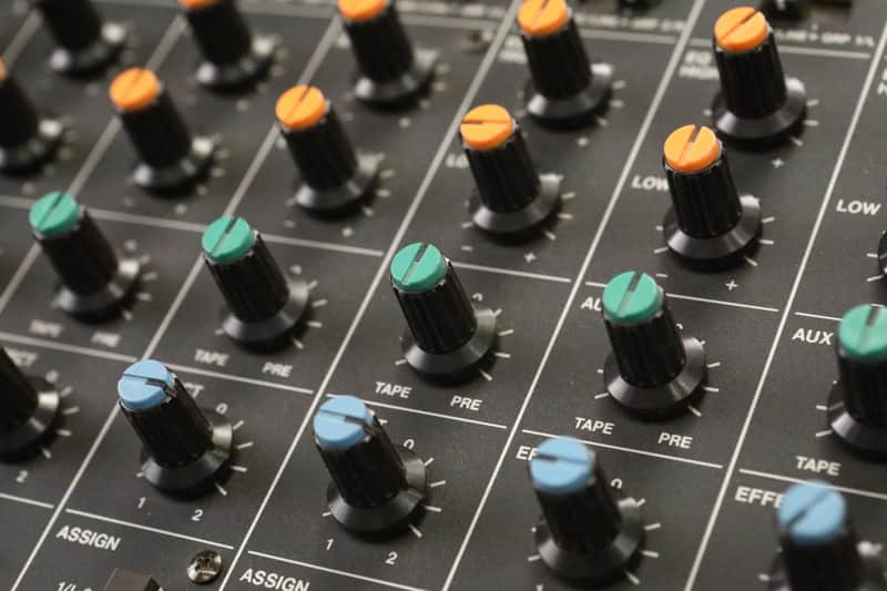Tascam M-108 8-Channel Vintage Analog Mixer w/ 1/4