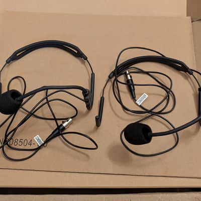 Samson Concert 288 All-In-One Dual-Channel UHF Wireless Dual Lavalier Mic System - H Band (470-518 MHz) 2010s - Black image 2