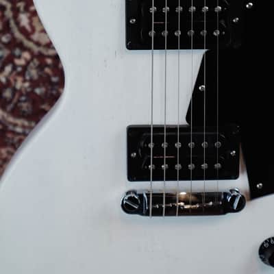 Gibson Les Paul Special Tribute 2019 - Worn White Satin image 7