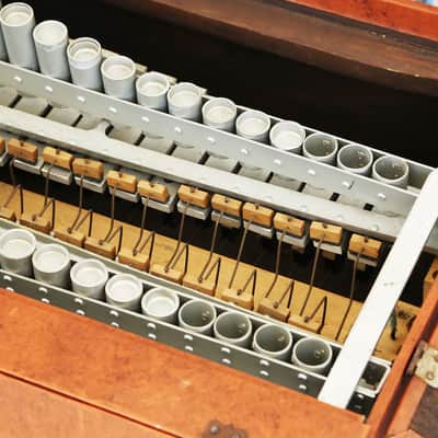 1940s Jenco Celeste Vintage Celestette Glockenspiel Table Top Keyboard w/Original Lid Prop! Celesta image 10