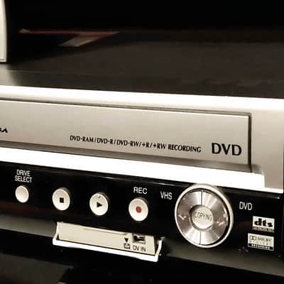 PanasONic DMR-ES35V STerEo DVD REcORdER VHS VCR Dubbing Combo PlAyeR HDMI w/ REMOTE image 4