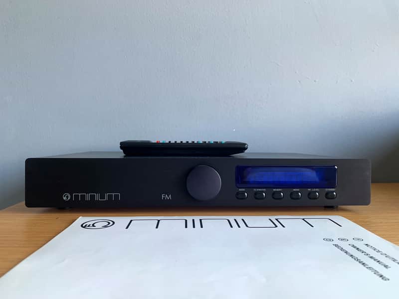 Micromega Minium FM 2000s - Black image 1