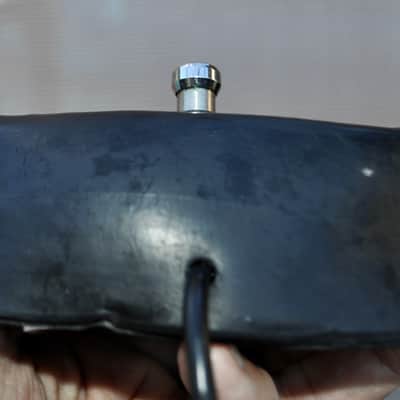 Kent One Button Foot Switch image 9