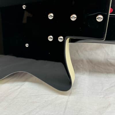 Danelectro Left-Handed Lefty '56 Singlecut Baritone Guitar - Black image 13