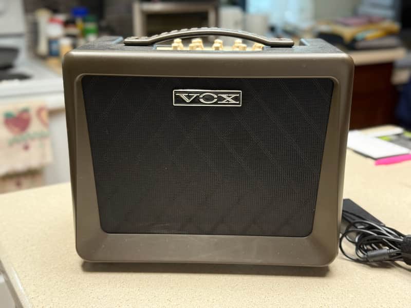Vox VX50 AG 50-Watt 1x8" Acoustic Guitar Combo 2017 - Present - Brown image 1