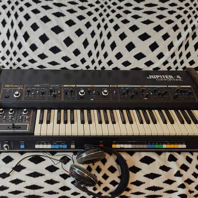 Roland Jupiter 4 early BA662, restored,midi in out true