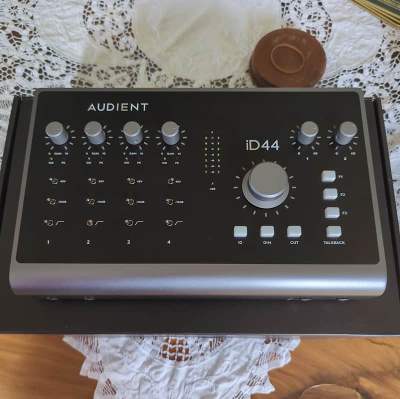 Audient iD44 MkII USB Audio Interface 2022 - Present - Grey image 1