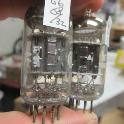 G.E 5-star 6072A Tube w Black Plates Tested Strong 12AY7 1950 image 3