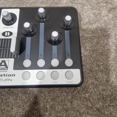 Novation Nocturn - Intelligent Plug-in Controller - Like New w/ Manuals & Original Box image 13
