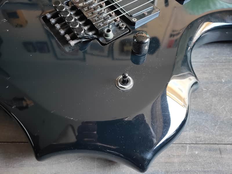 ESP Edwards E-K-105GA Black Dir en Grey (Kaoru) Japanese Electric