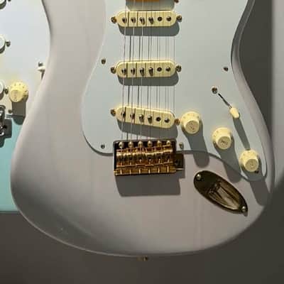 Fender American Vintage II '57 Stratocaster FSR Limited Edition 2025 - Blonde image 1