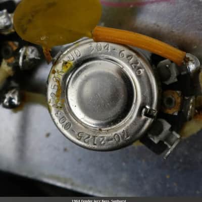 Fender Jazz Bass 1964 - Sunburst image 13