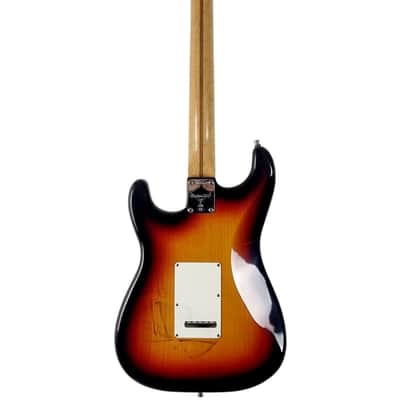 2000 Fender Custom Shop Classic Stratocaster 3-Tone Sunburst Birdseye Maple Neck image 7