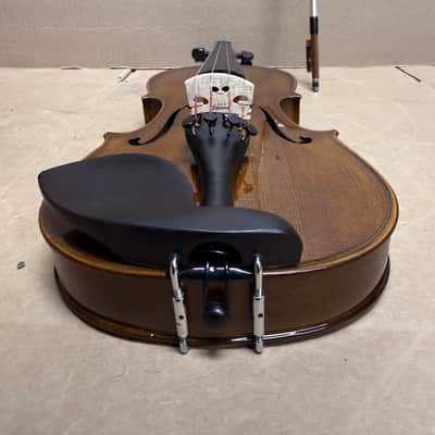 Cremona SV-175 1/2 Violin Outfit with Bow and Deluxe Hard Case (2007) image 6