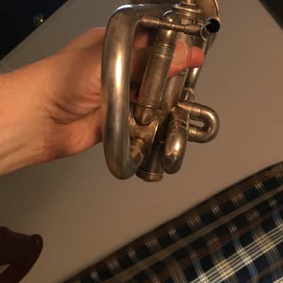MAKE OFFER CORNET 1922 CONN 10A WONDER SILVER PLATE MISSING SOME PARTS NOT FUNCTIONING FREE SHIP image 20